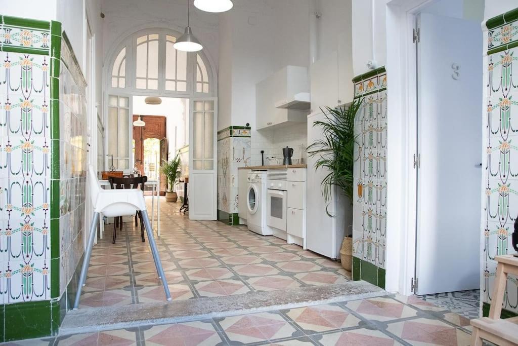 4 - Acogedora Habitacion Junto A Ruzafa Con Bano Privado Y Aire Acondicionado Valensiya Dış mekan fotoğraf